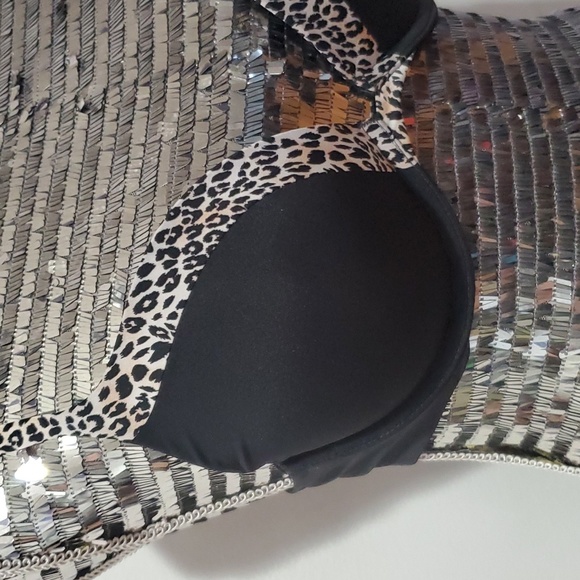 Victoria's Secret Animal Print Push-Up Bra 34C - Picture 2 of 8